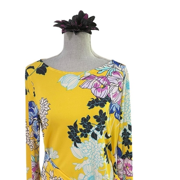 BEIGE by ECI Yellow floral dress w/bell sleeves sz Large - Picture 5 of 13